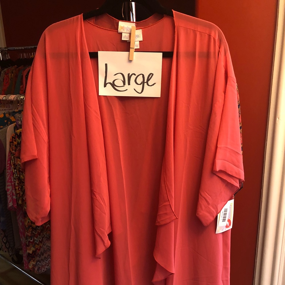 Lularoe Monroe kimono